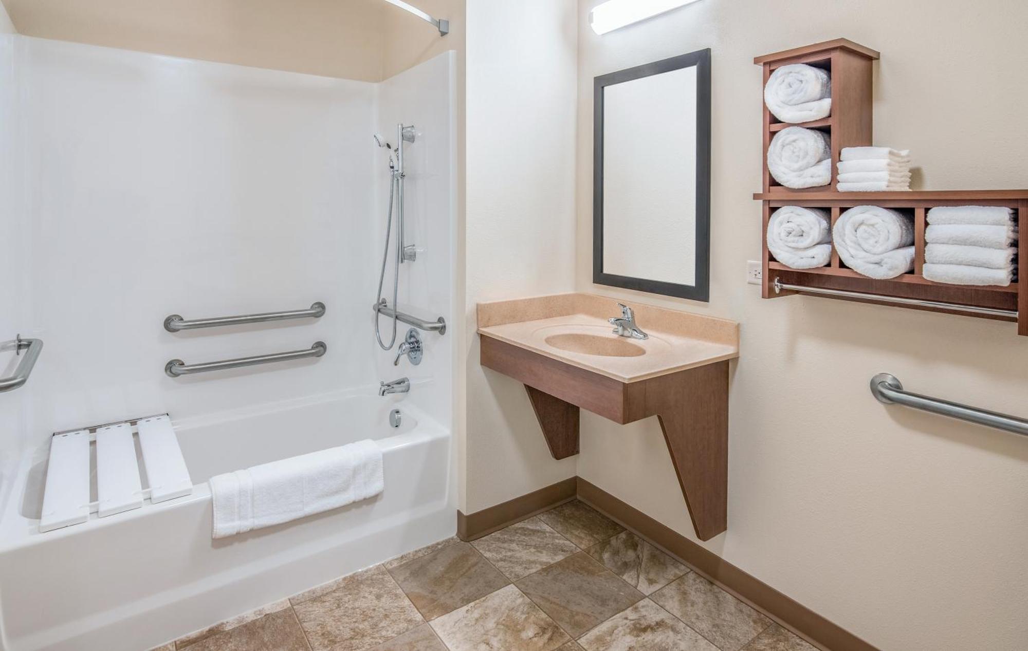 Hotel My Place - Sioux Falls, Sd 2*